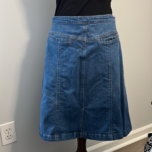 JONES NEW YORK SPORT JEAN SKIRT - Picture 2 of 8